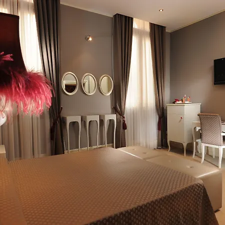 アイ ドゥエ プリンチピ ホテル 4*