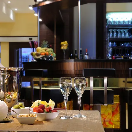 أي دوه برنشيبه فندق 4*